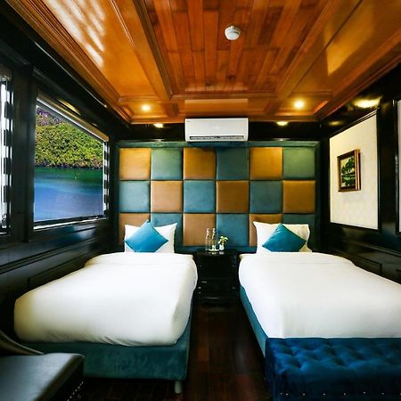 Hotel Cat Ba Ocean Cruise Hạ Long Exterior foto