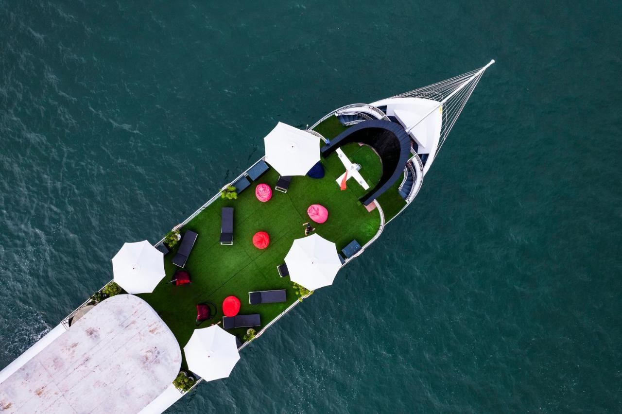 Hotel Cat Ba Ocean Cruise Hạ Long Exterior foto