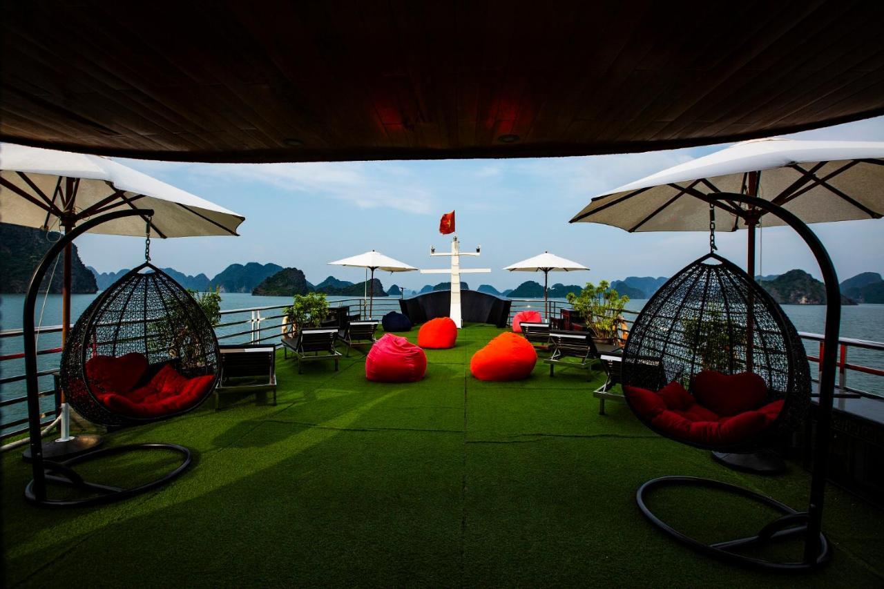 Hotel Cat Ba Ocean Cruise Hạ Long Exterior foto