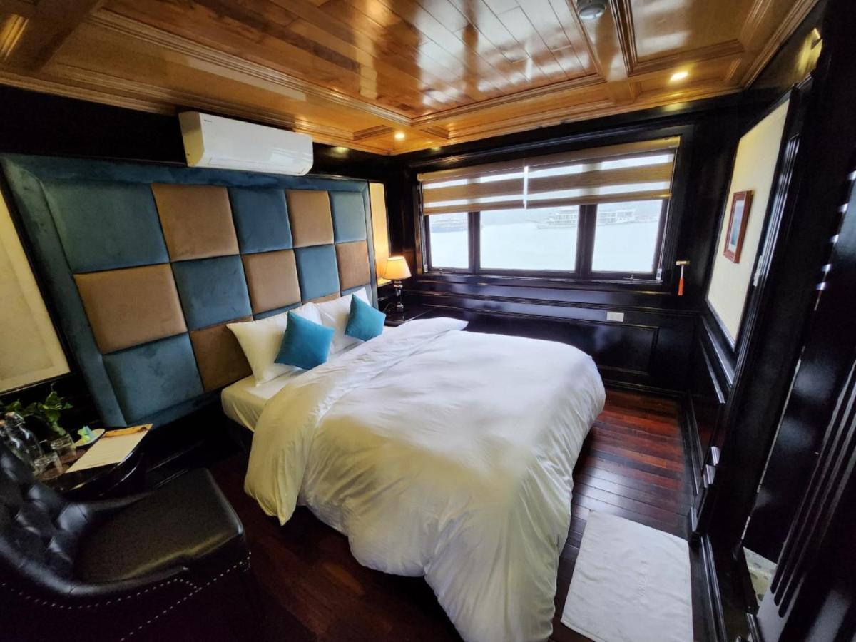 Hotel Cat Ba Ocean Cruise Hạ Long Exterior foto