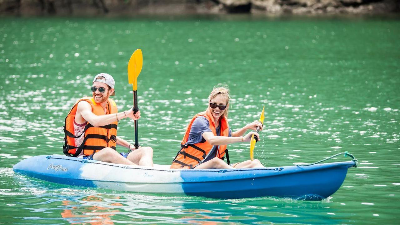 Hotel Cat Ba Ocean Cruise Hạ Long Exterior foto
